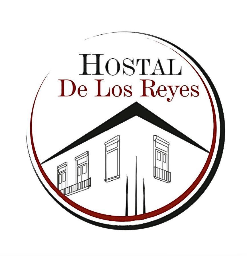 Отель Hostal De Los Reyes Гвадалахара Экстерьер фото